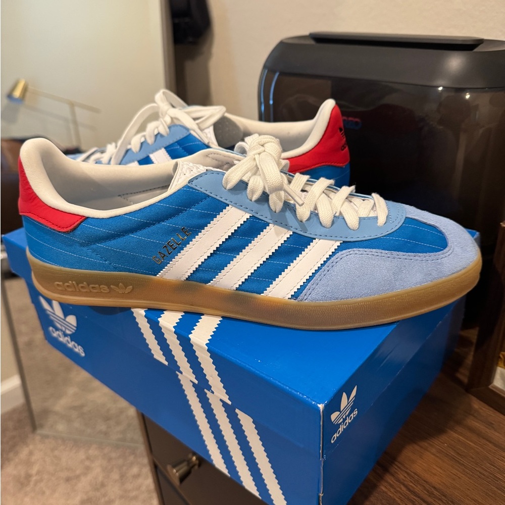 Adidas Men's Blue and Red Gazelle